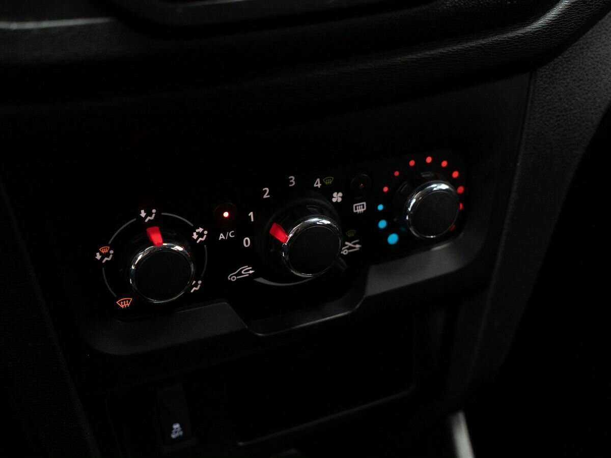 Купить Lada (ВАЗ) XRAY, 2017, 53 799 км, фото №10