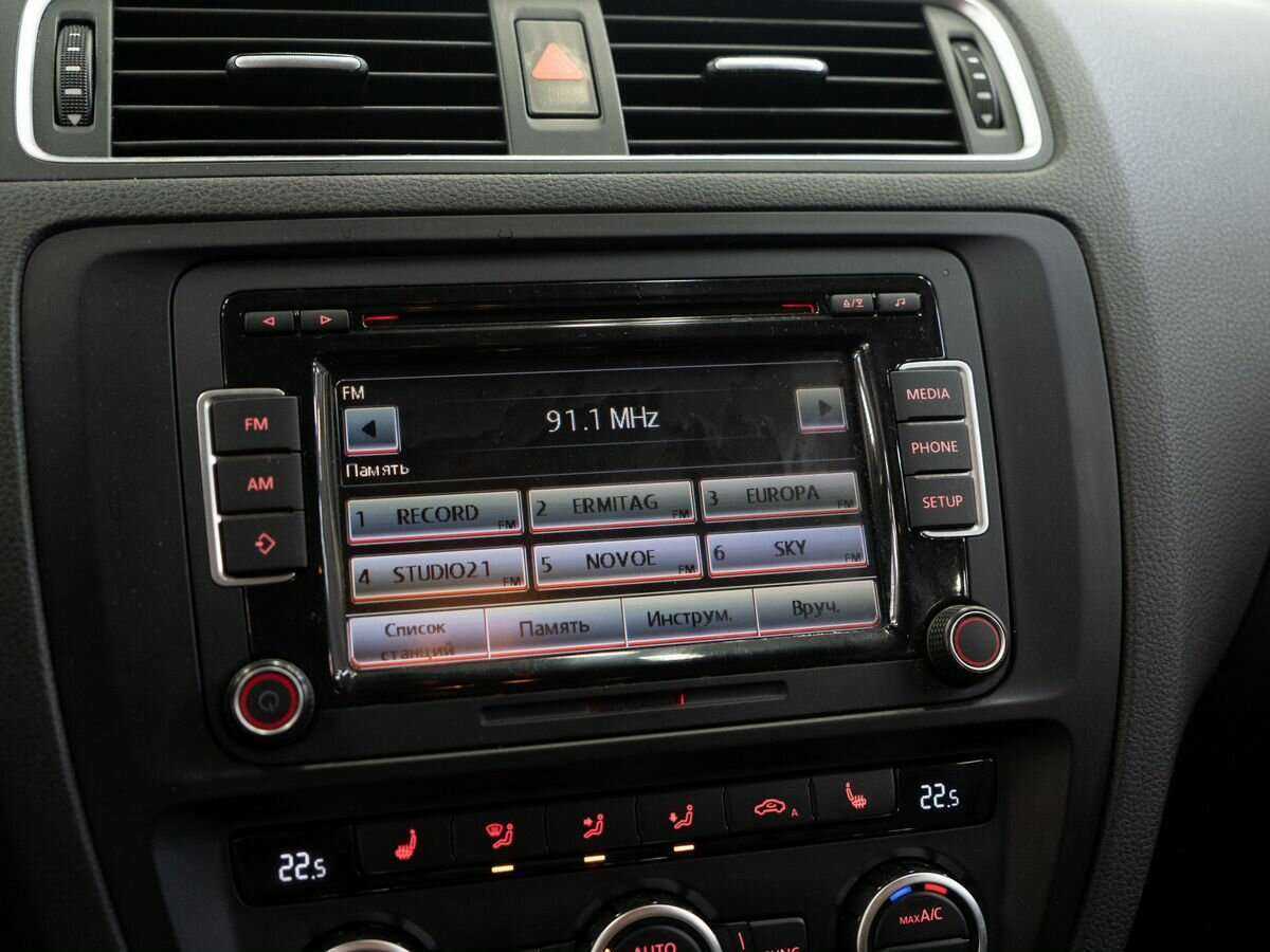 Купить Volkswagen Jetta, 2013, 188 137 км, фото №13