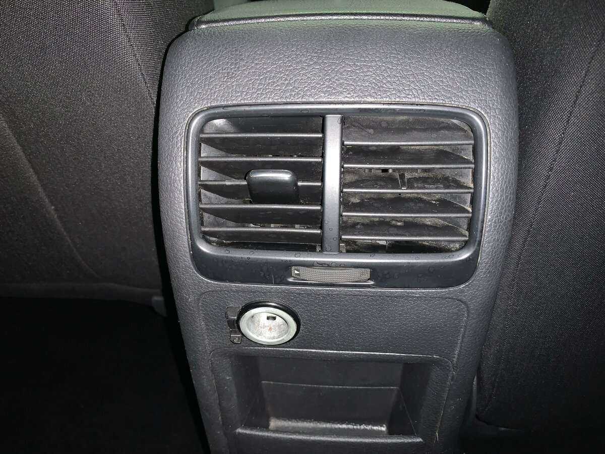 Купить Volkswagen Jetta, 2013, 222 783 км, фото №20