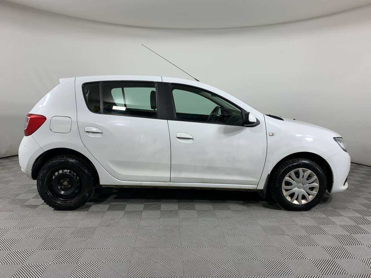 Купить Renault Sandero, 2017, 150 759 км, фото №4