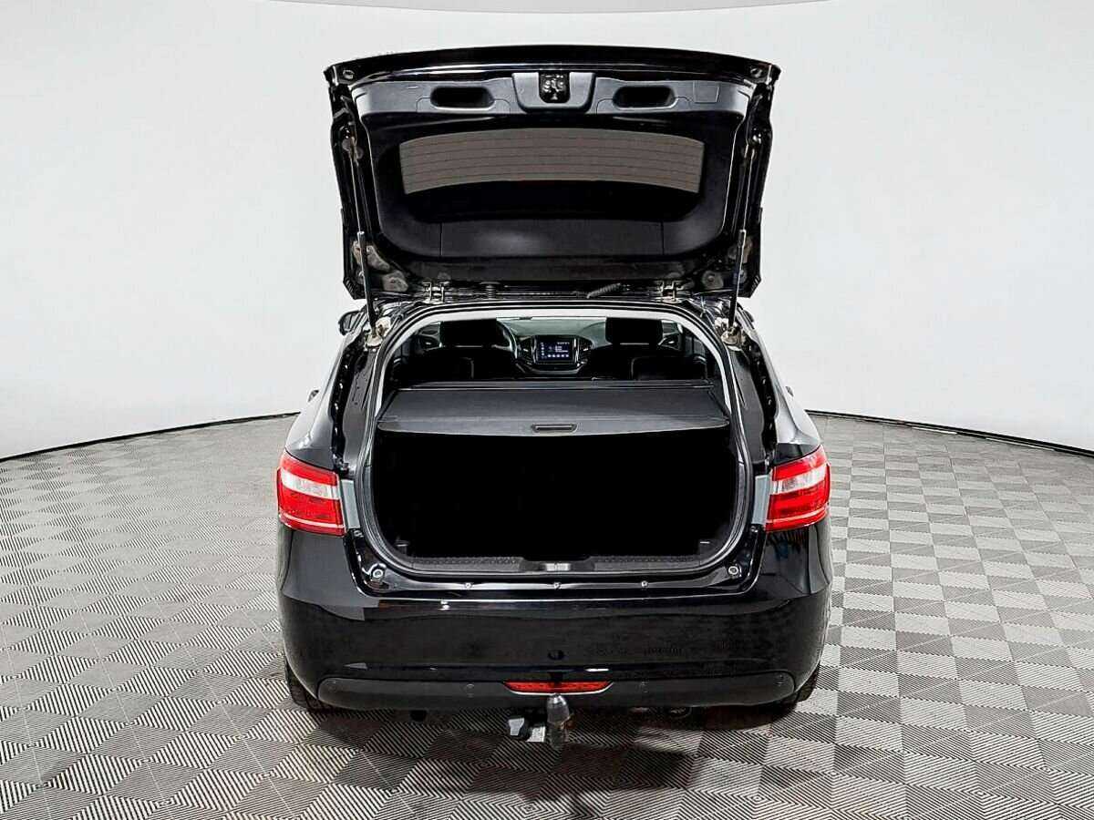 Купить Lada (ВАЗ) Vesta SW, 2020, 76 429 км, фото №8