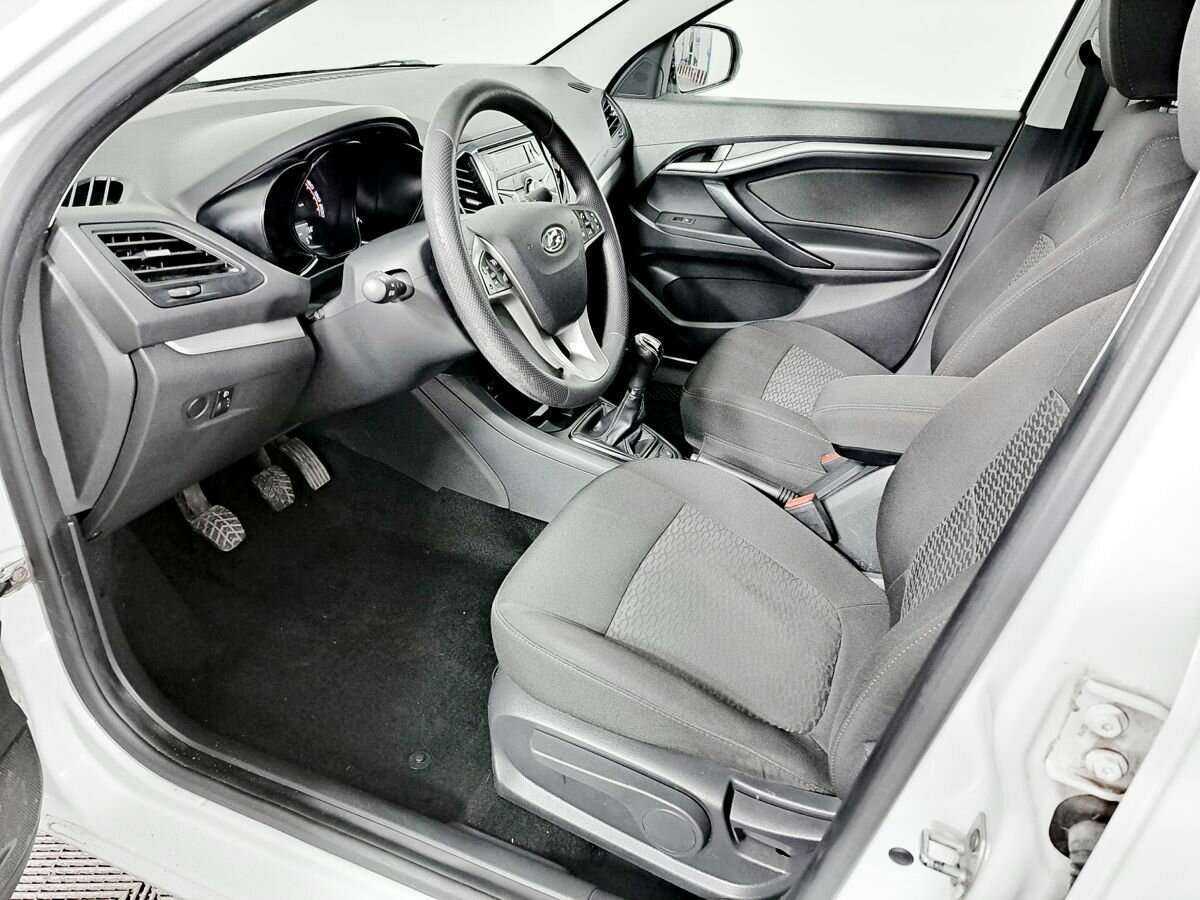 Купить Lada (ВАЗ) Vesta, 2019, 70 350 км, фото №14