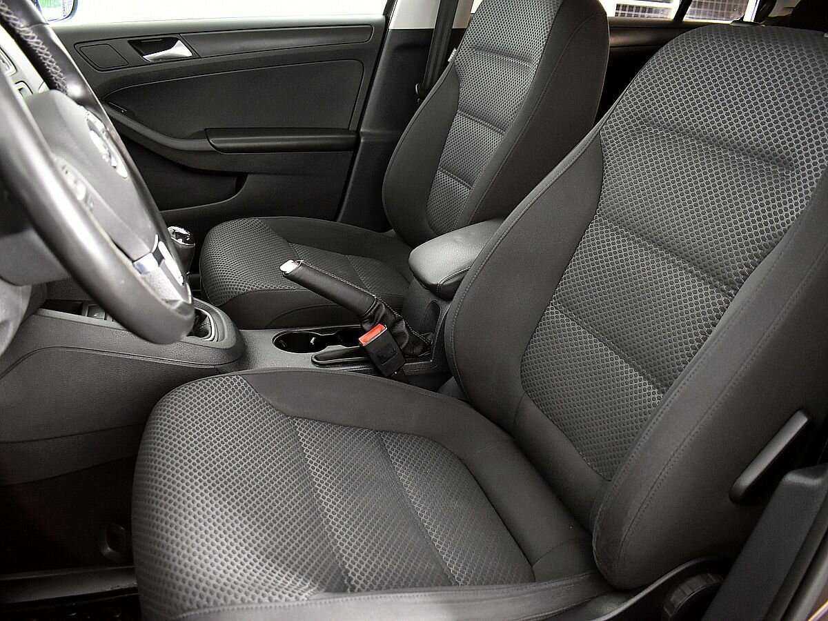 Купить Volkswagen Jetta, 2014, 215 750 км, фото №7