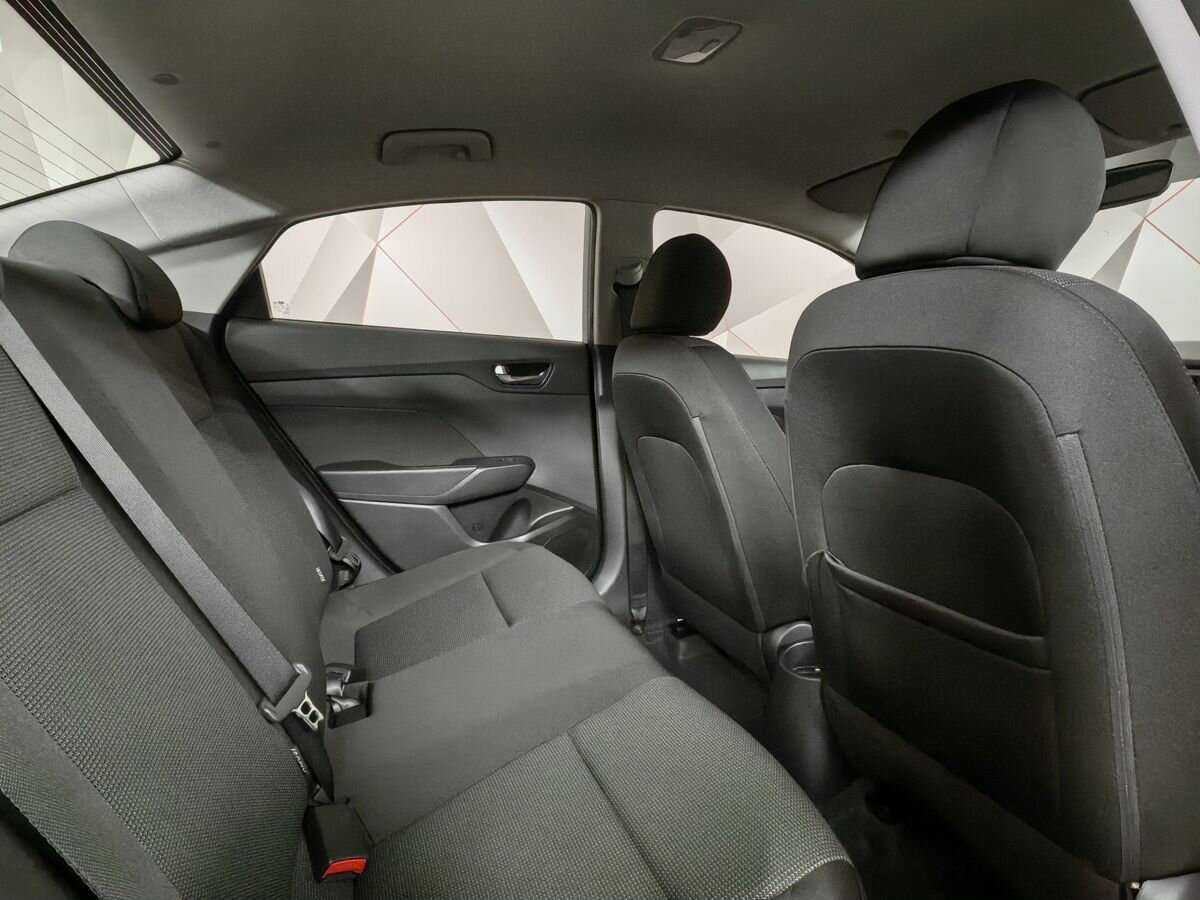 Купить Hyundai Solaris, 2019, 121 640 км, фото №12