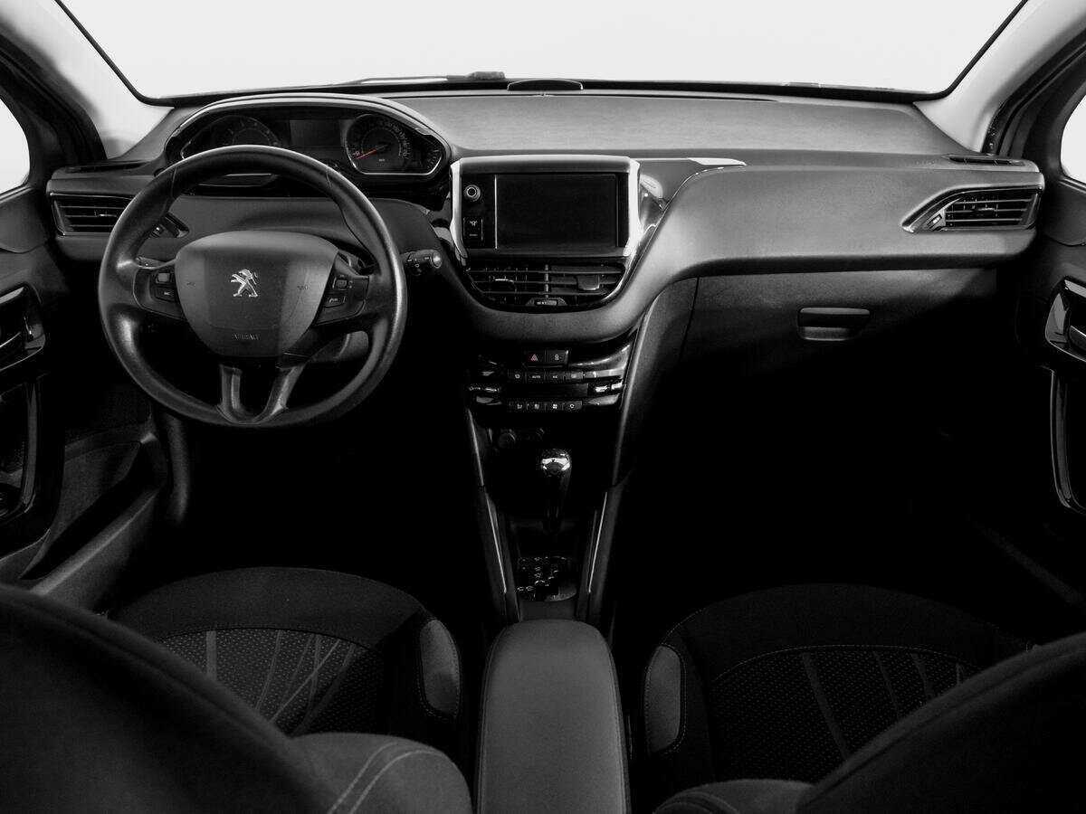 Купить Peugeot 208, 2013, 107 930 км, фото №12