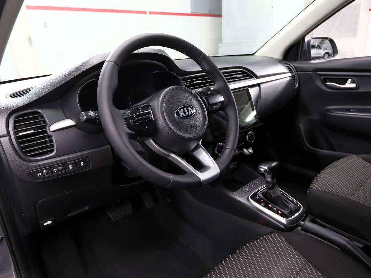 Купить Kia Rio, 2018, 101 000 км, фото №9