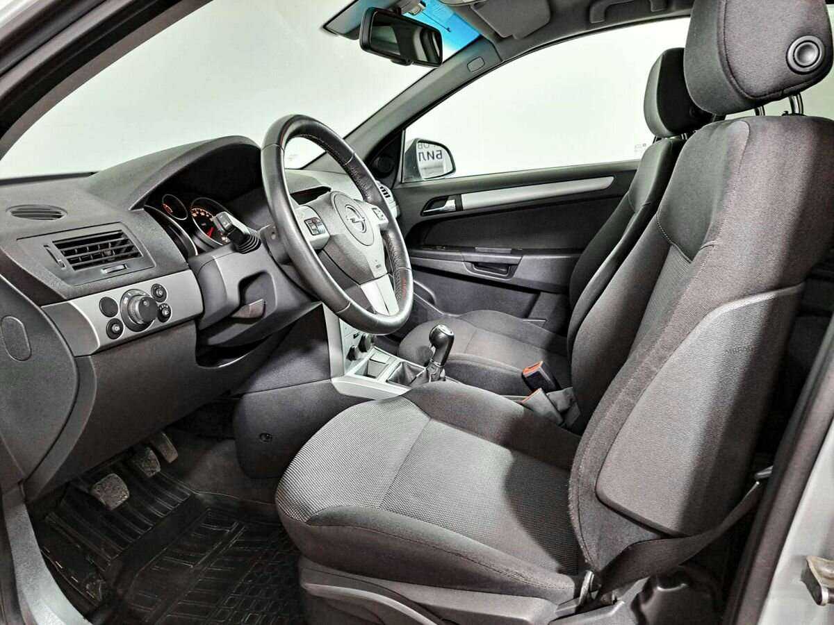 Купить Opel Astra, 2013, 185 500 км, фото №15