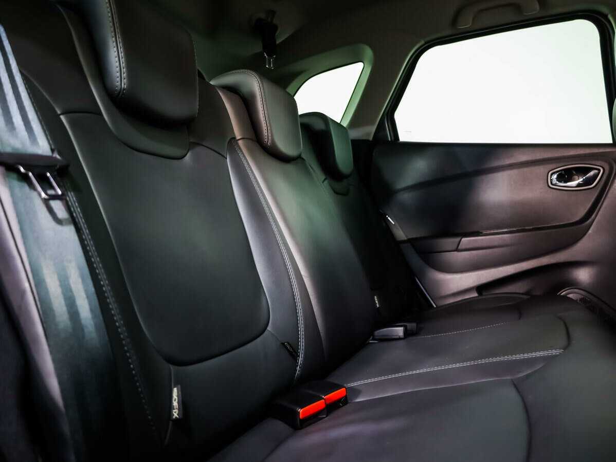 Купить Renault Kaptur, 2017, 54 839 км, фото №12