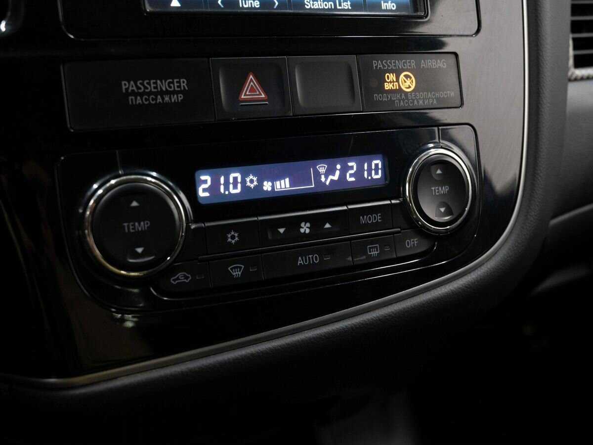 Купить Mitsubishi Outlander, 2015, 220 000 км, фото №21