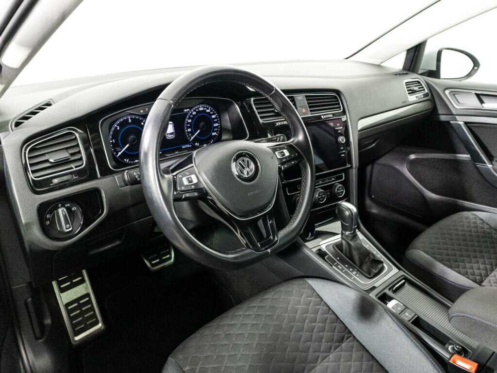 Купить Volkswagen Golf, 2018, 141 712 км, фото №11