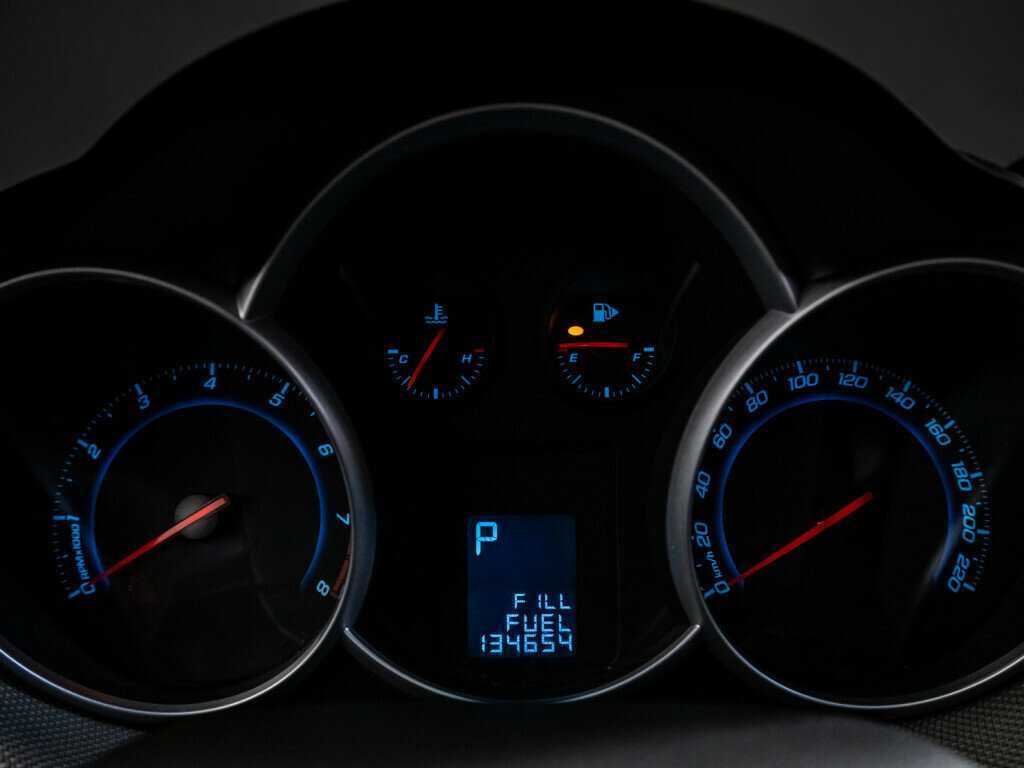 Купить Chevrolet Cruze, 2013, 134 650 км, фото №14