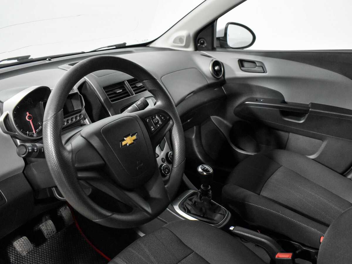 Купить Chevrolet Aveo, 2014, 67 846 км, фото №8