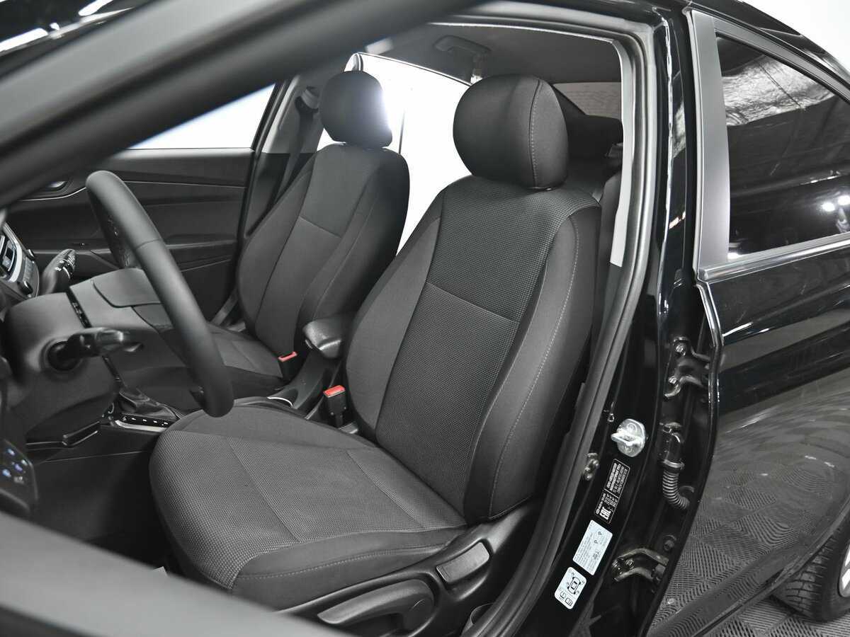 Купить Hyundai Solaris, 2018, 119 000 км, фото №8