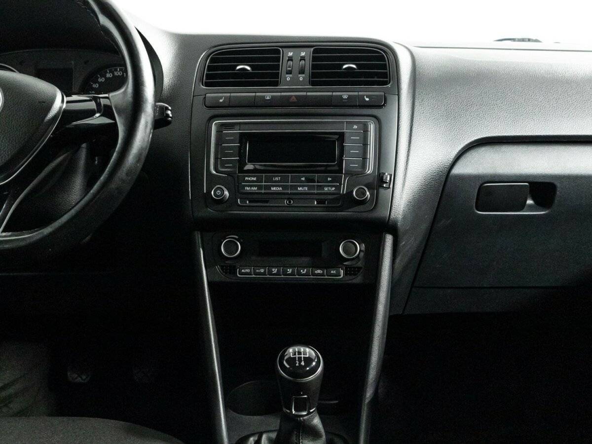 Купить Volkswagen Polo, 2017, 119 057 км, фото №14