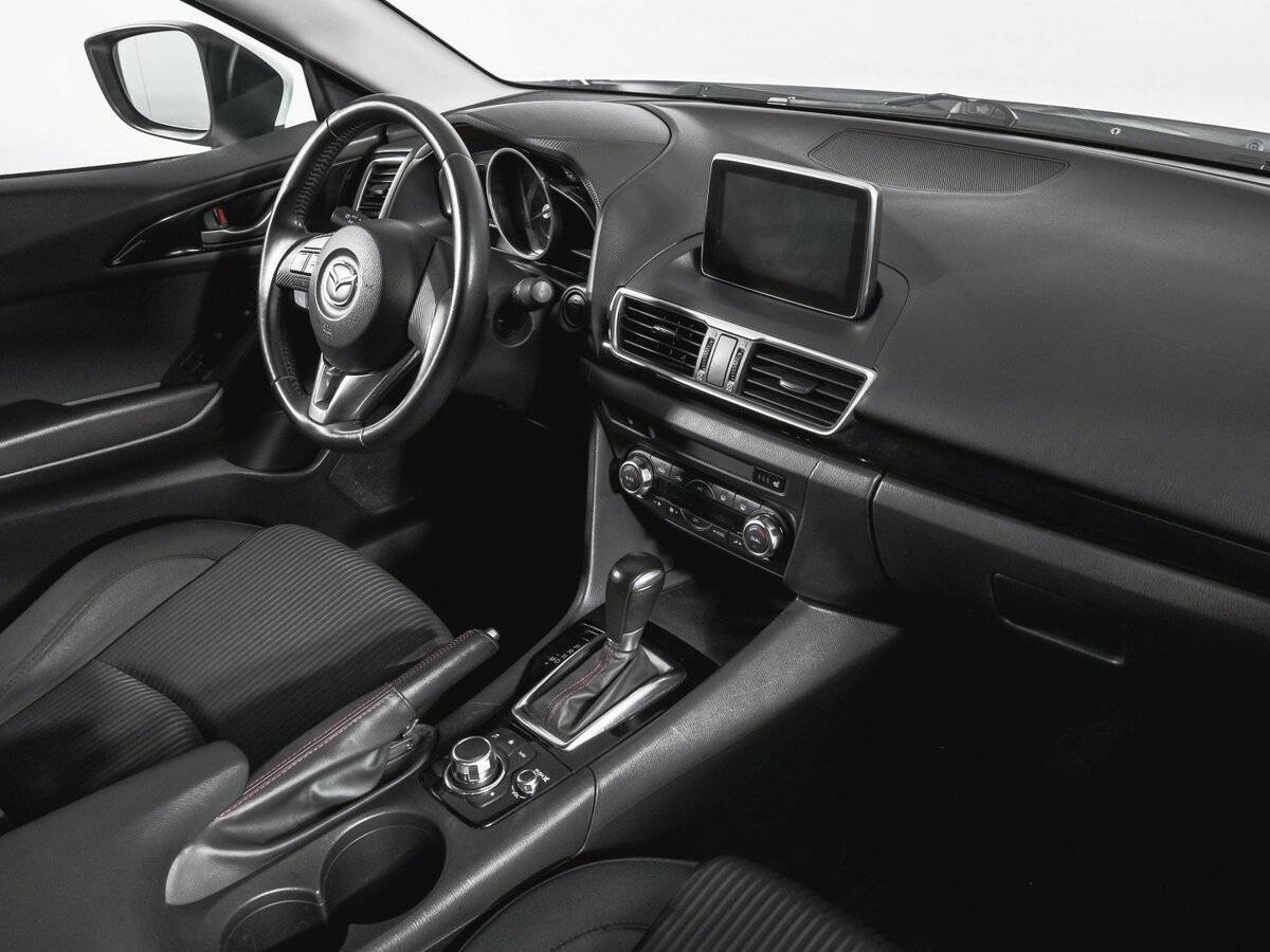 Купить Mazda 3, 2016, 68 664 км, фото №9