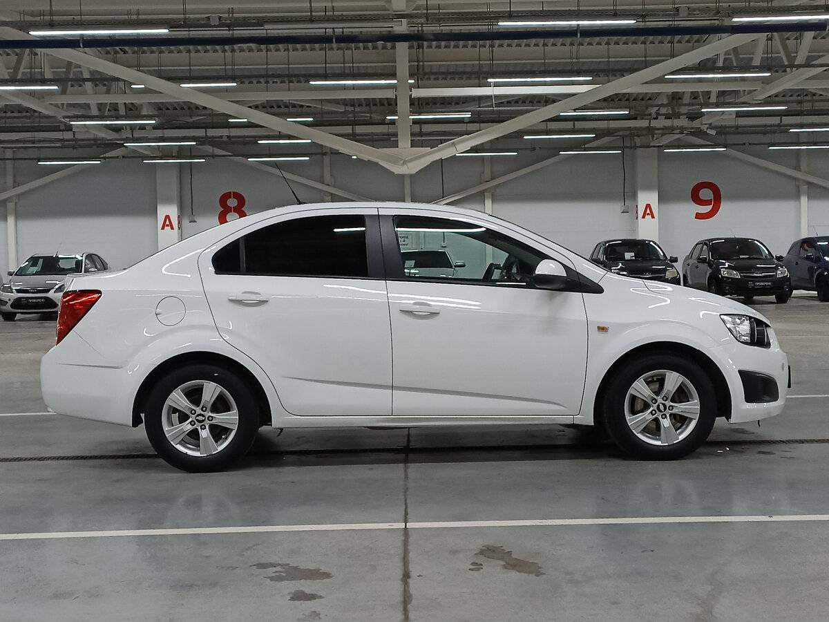 Купить Chevrolet Aveo, 2012, 102 665 км, фото №4