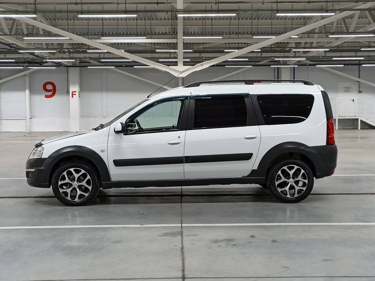 Купить Lada (ВАЗ) Largus Cross, 2017, 200 985 км, фото №8