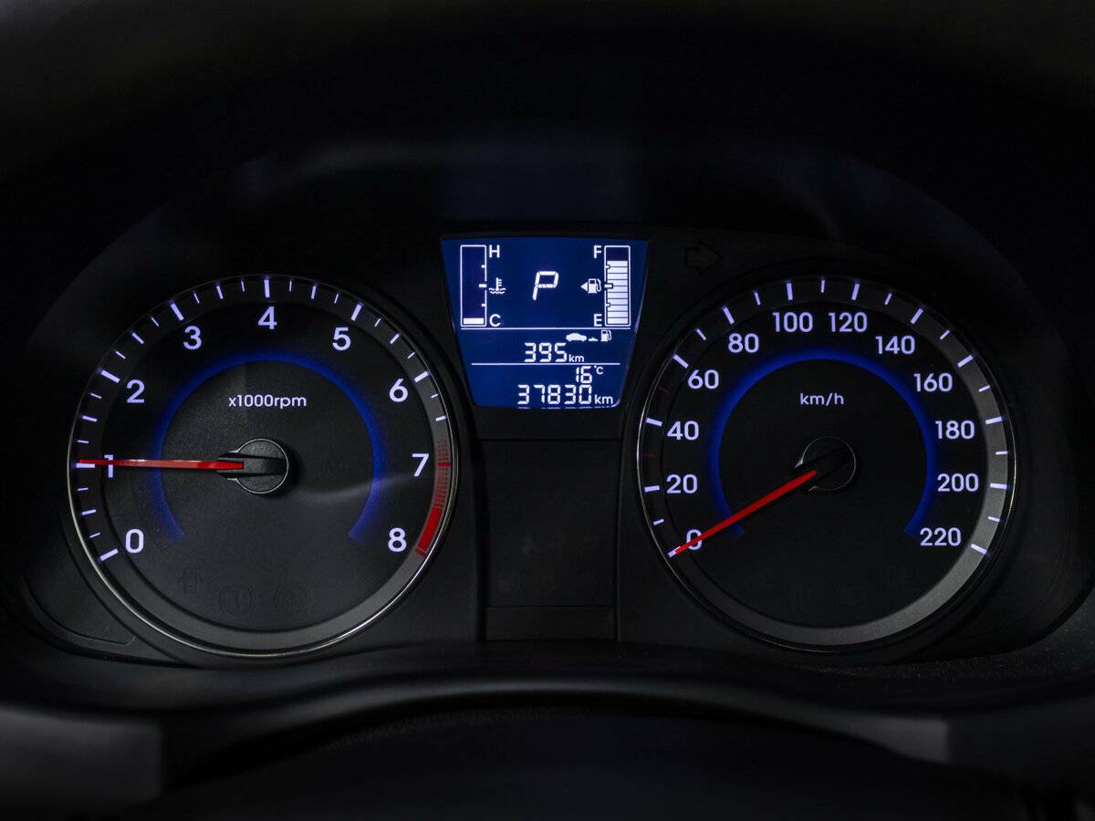 Купить Hyundai Solaris I Рестайлинг, 2015, 37 828 км, фото №10